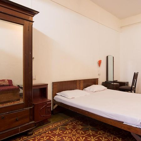 Bed And Breakfast At Colaba Mumbai Dış mekan fotoğraf